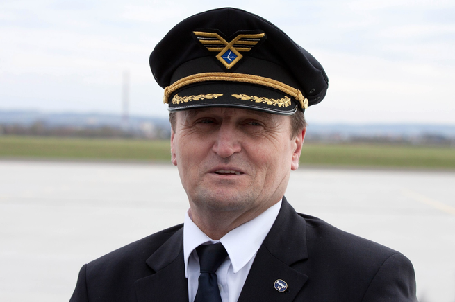 kapitan Tadeusz Wrona - fot. East News