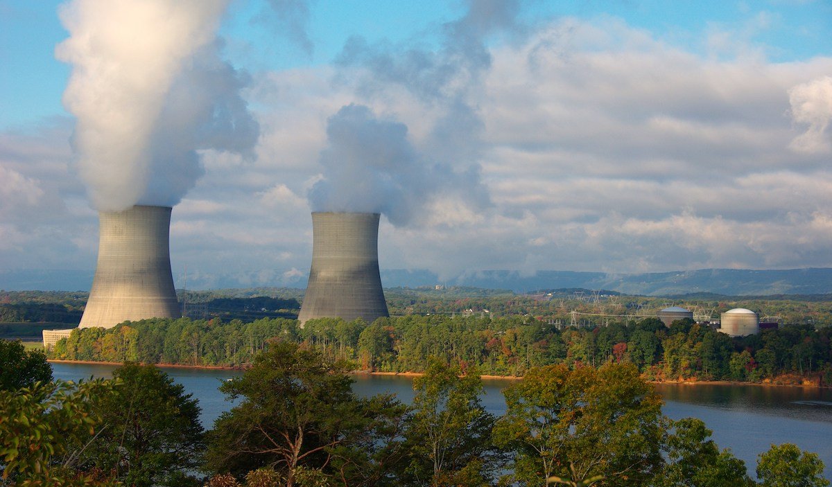 Elektrownia jądrowa Sequoyah w Tennessee, fot. Wikimedia Commons